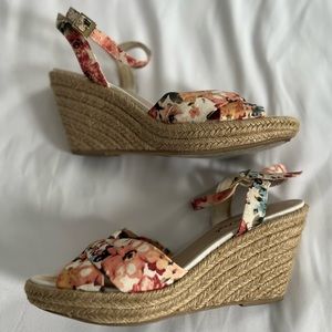 AE Floral Summer Heel